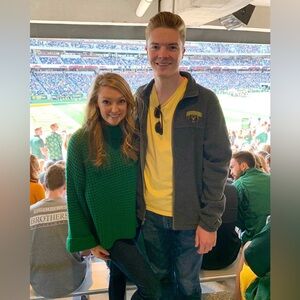 Great Condition! Pink Lily Green Knit Cowl Neck Sweater, Size Small